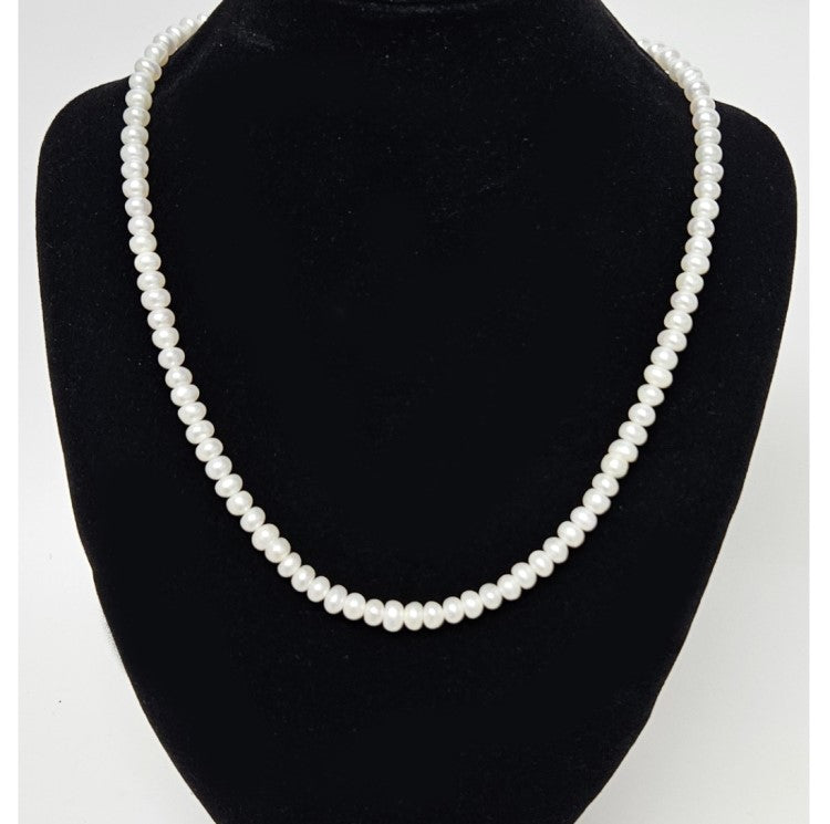 Button White Baroque Freashwater Pearl Necklace