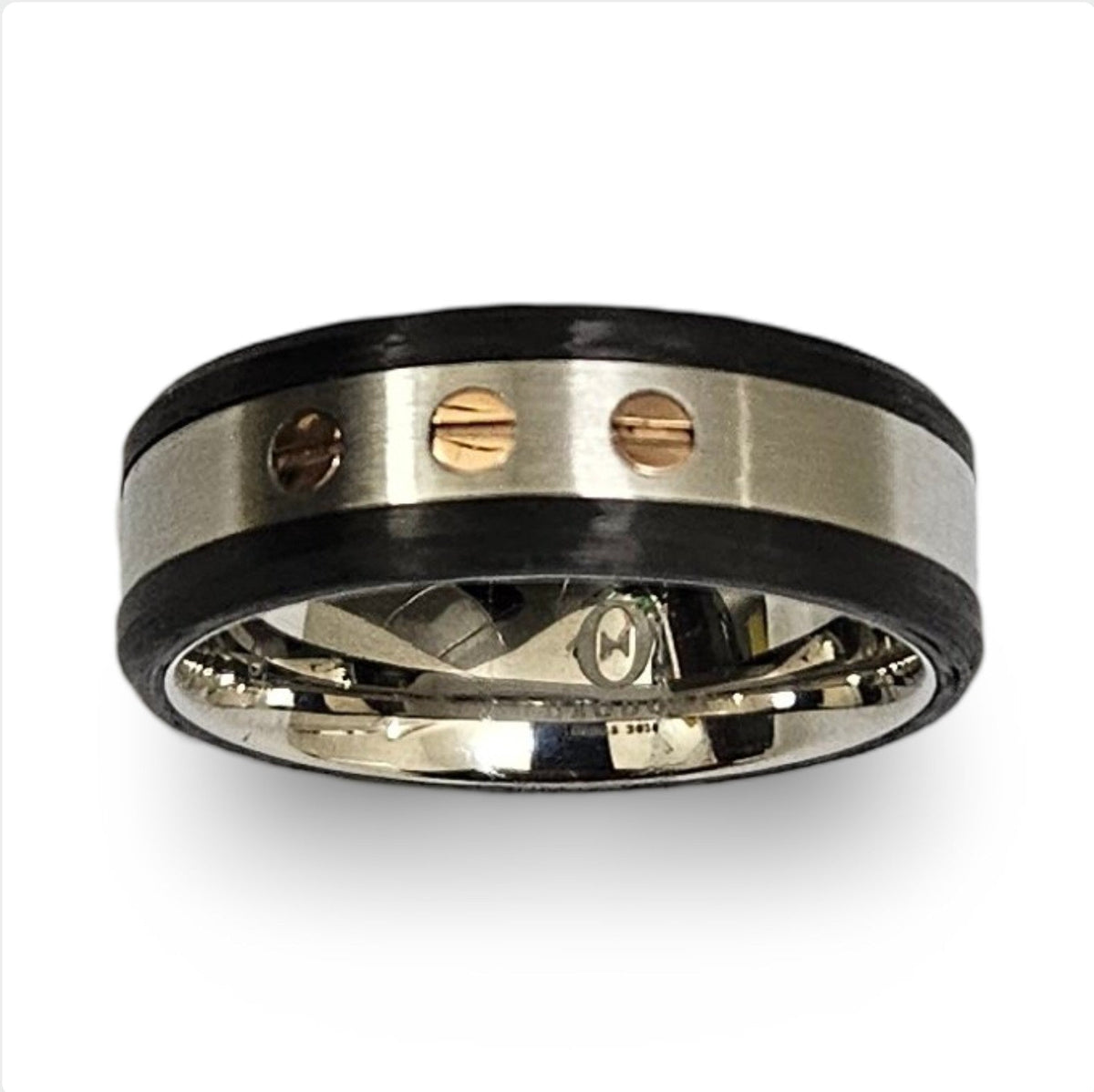 Sleek Carbon Fiber &amp; Stainless Steel Ring with Gold Accents